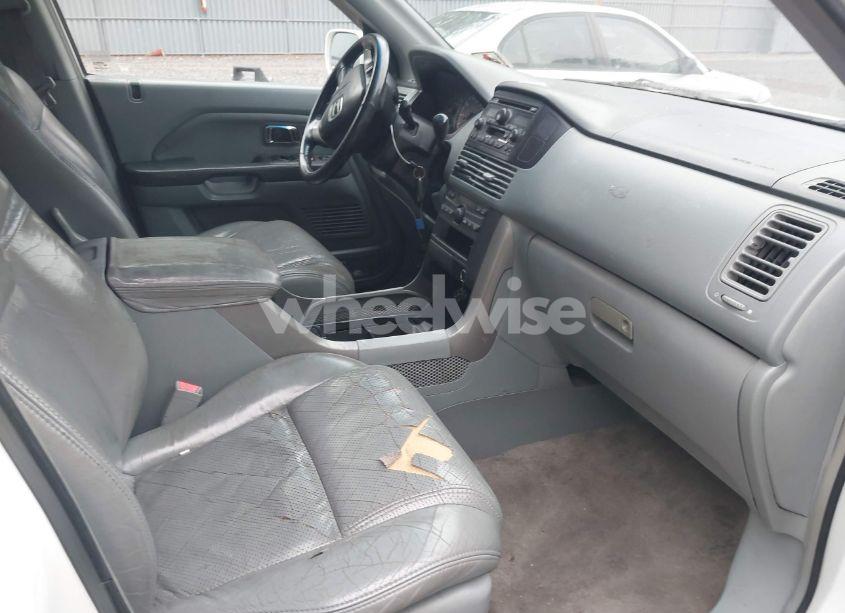 Photo 5 of 2003 Honda Pilot EX-L (VIN 2HKYF18533H599717)