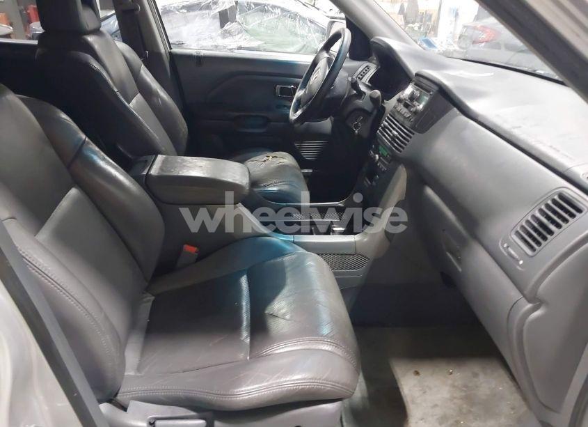 Photo 5 of 2004 Honda Pilot EX-L (VIN 2HKYF18534H579582)