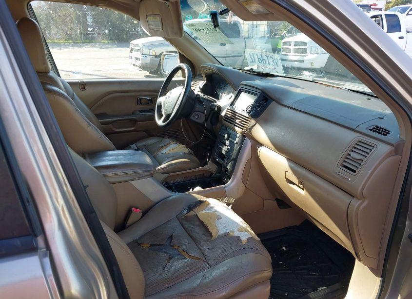 Photo 5 of 2005 Honda Pilot EX-L (VIN 2HKYF18535H504902)