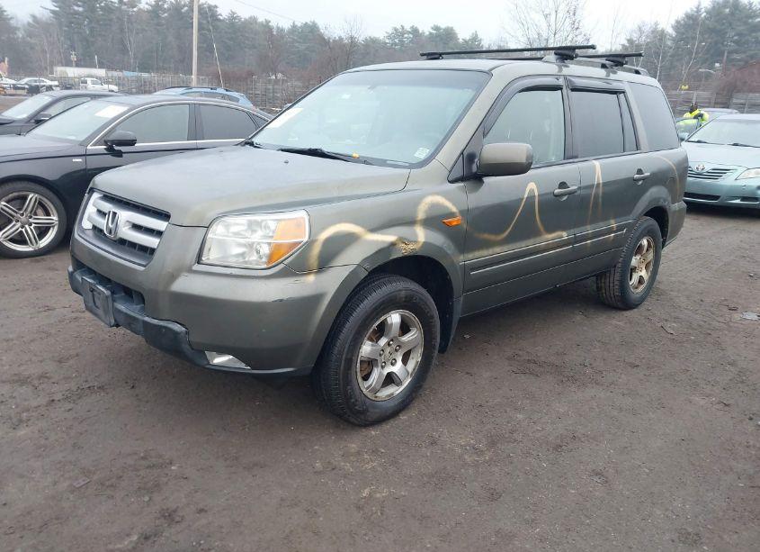 Photo 2 of 2006 Honda Pilot EX-L (VIN 2HKYF18536H536427)