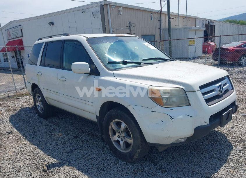 2006 Honda Pilot EX-L (VIN 2HKYF18536H538159) main photo