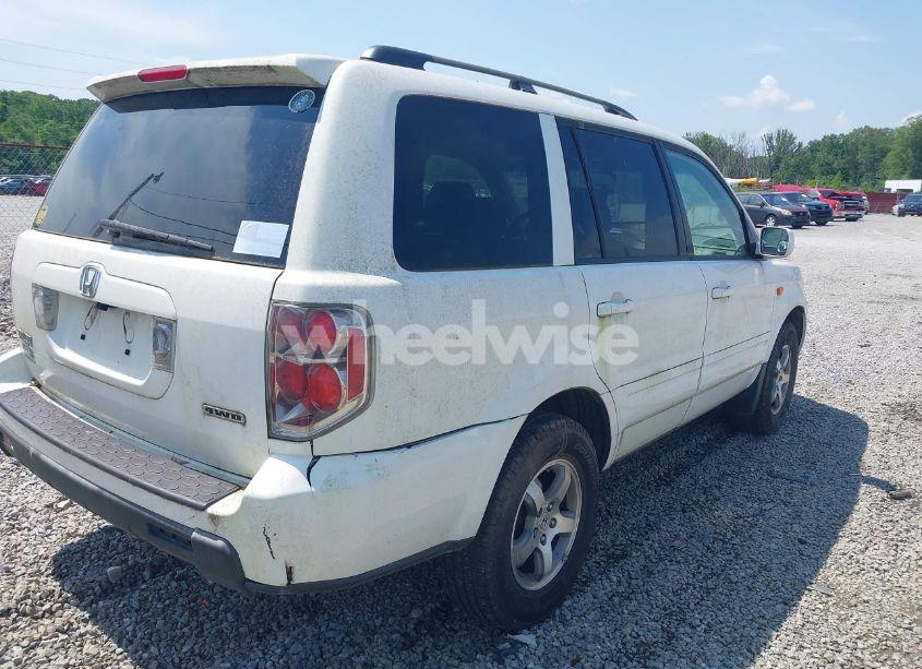Photo 4 of 2006 Honda Pilot EX-L (VIN 2HKYF18536H538159)