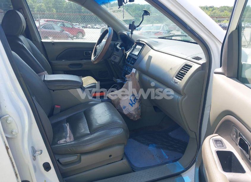 Photo 5 of 2006 Honda Pilot EX-L (VIN 2HKYF18536H538159)