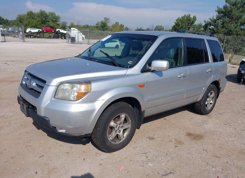Photo 2 of 2006 Honda Pilot EX-L (VIN 2HKYF18536H552904)