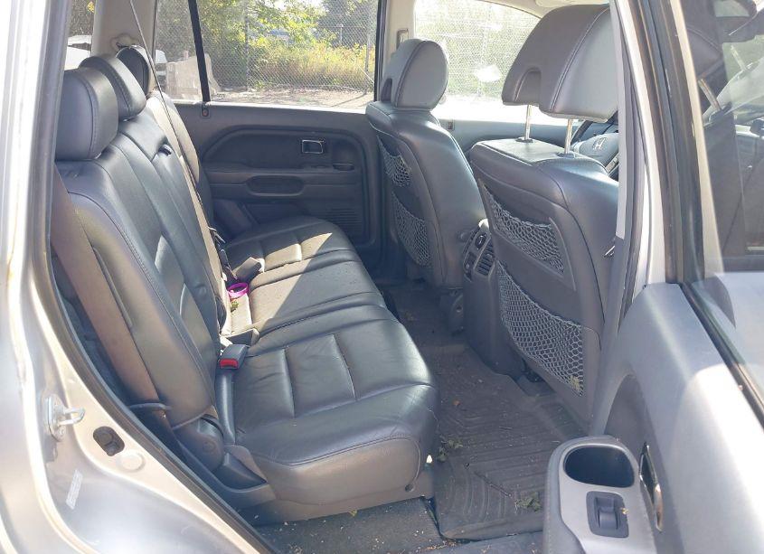 Photo 8 of 2006 Honda Pilot EX-L (VIN 2HKYF18536H552904)