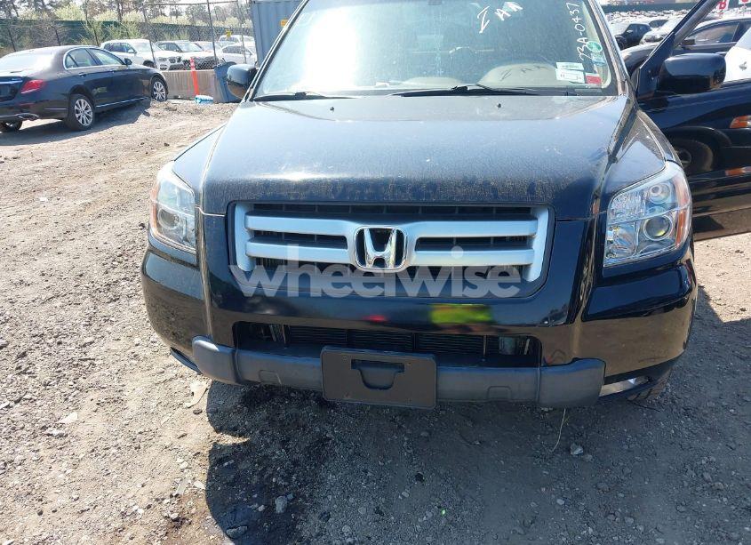 Photo 6 of 2007 Honda Pilot EX-L (VIN 2HKYF18537H502361)