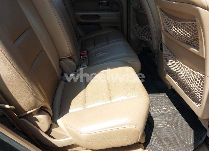 Photo 8 of 2007 Honda Pilot EX-L (VIN 2HKYF18537H502361)