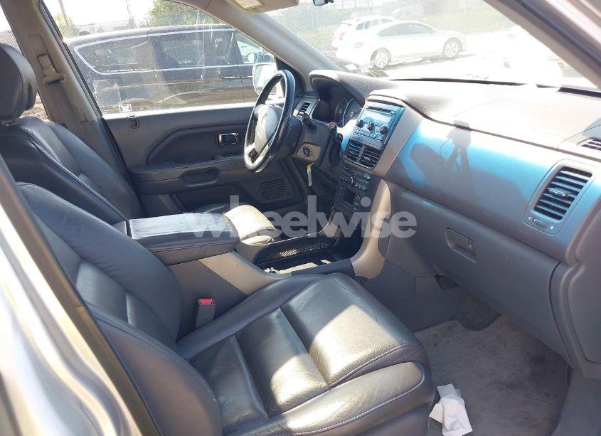 Photo 5 of 2007 Honda Pilot EX-L (VIN 2HKYF18537H509505)