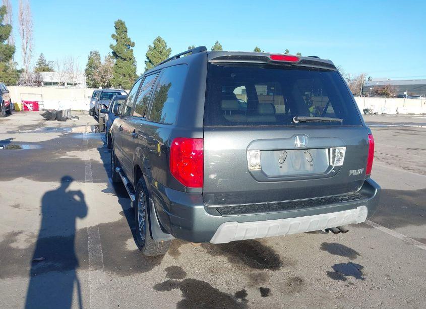 Photo 3 of 2004 Honda Pilot EX-L (VIN 2HKYF18544H518385)