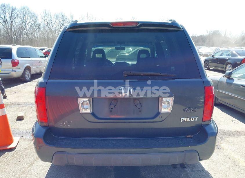 Photo 16 of 2004 Honda Pilot EX-L (VIN 2HKYF18544H555436)