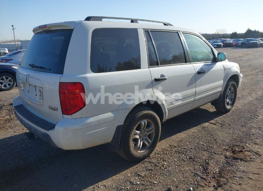 Photo 4 of 2005 Honda Pilot EX-L (VIN 2HKYF18545H544888)