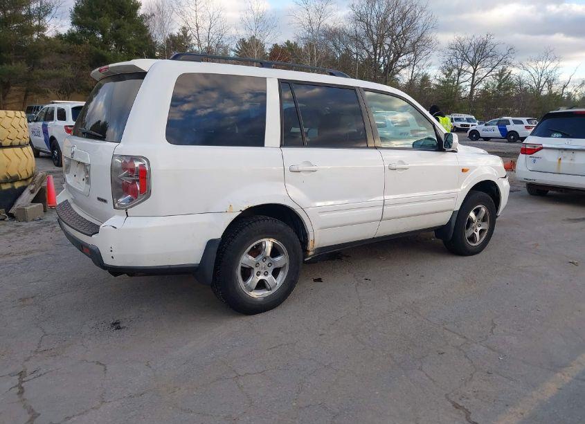 Photo 4 of 2006 Honda Pilot EX-L (VIN 2HKYF18546H553155)