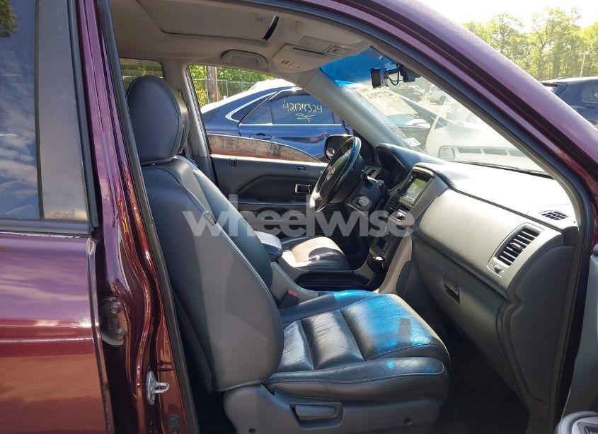 Photo 5 of 2007 Honda Pilot EX-L (VIN 2HKYF18547H532095)
