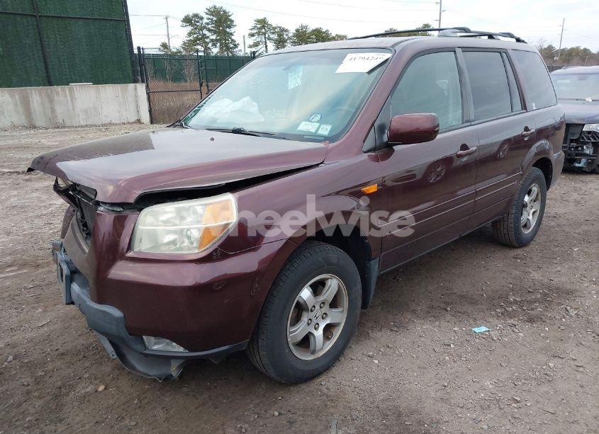 Photo 2 of 2007 Honda Pilot EX-L (VIN 2HKYF18547H540634)