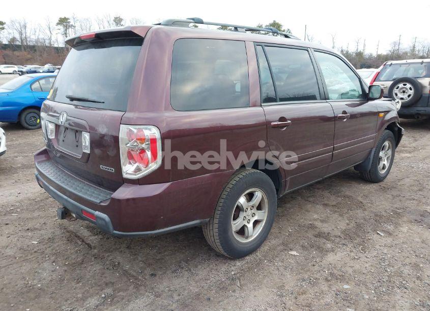 Photo 4 of 2007 Honda Pilot EX-L (VIN 2HKYF18547H540634)