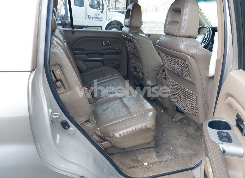 Photo 8 of 2003 Honda Pilot EX-L (VIN 2HKYF18553H578156)