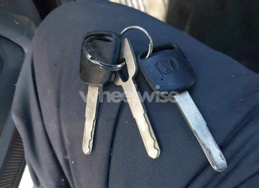 Photo 11 of 2004 Honda Pilot EX-L (VIN 2HKYF18554H536846)