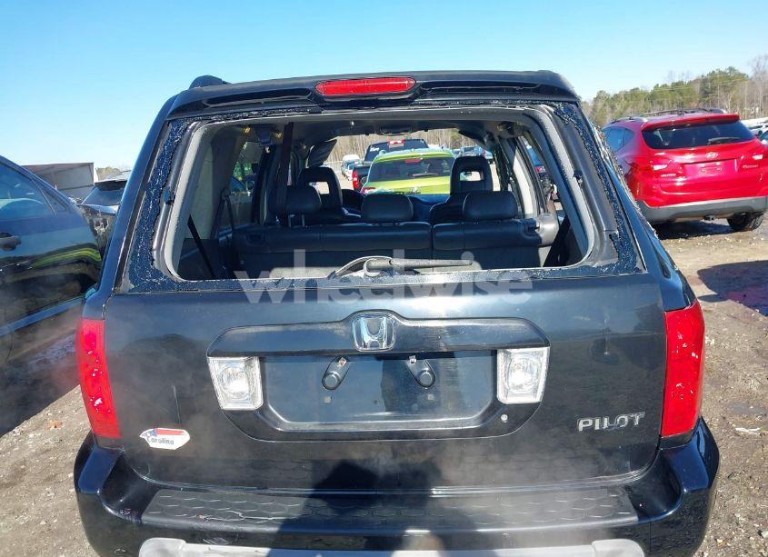Photo 16 of 2004 Honda Pilot EX-L (VIN 2HKYF18554H536846)