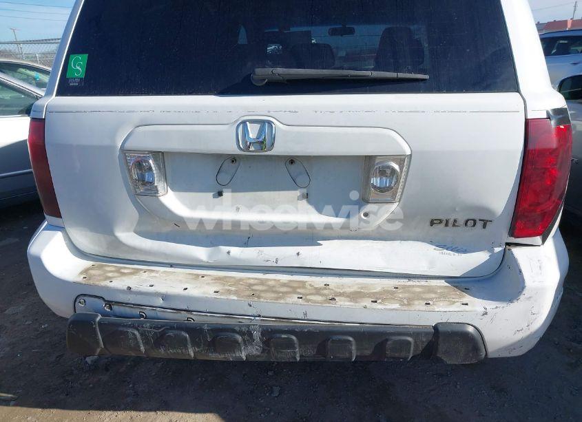 Photo 6 of 2004 Honda Pilot EX-L (VIN 2HKYF18554H552111)