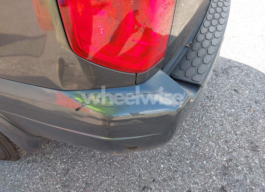 Photo 6 of 2004 Honda Pilot EX-L (VIN 2HKYF18554H571239)