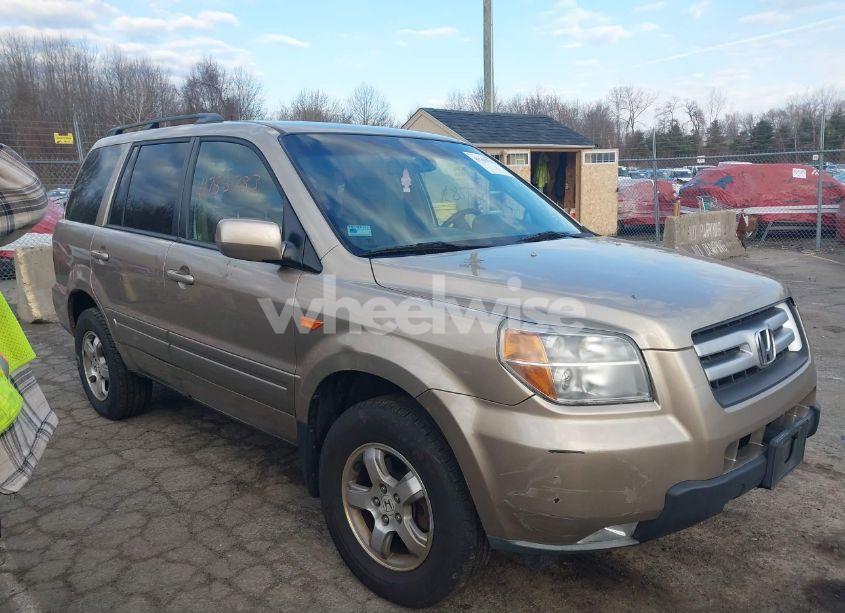 2007 Honda Pilot EX-L (VIN 2HKYF18557H508002) main photo