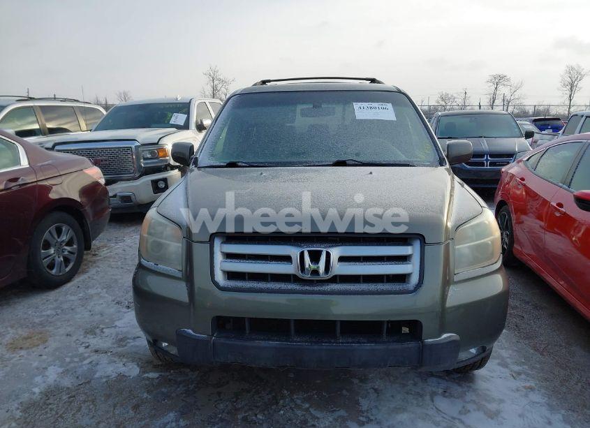 Photo 13 of 2007 Honda Pilot EX-L (VIN 2HKYF18557H521946)