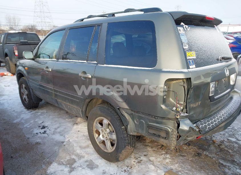 Photo 3 of 2007 Honda Pilot EX-L (VIN 2HKYF18557H521946)