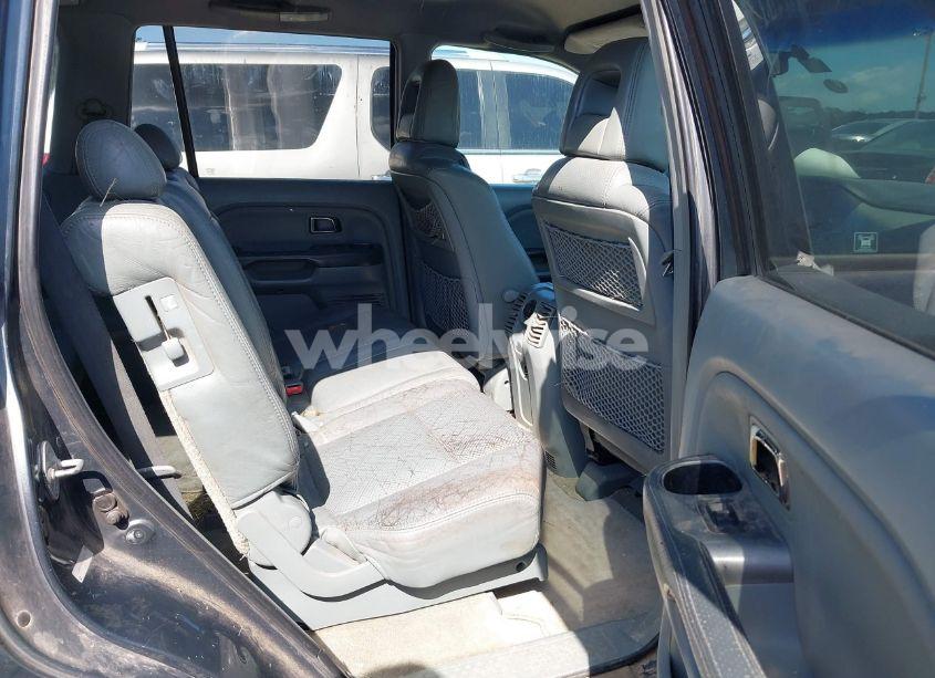 Photo 8 of 2004 Honda Pilot EX-L (VIN 2HKYF18564H505136)