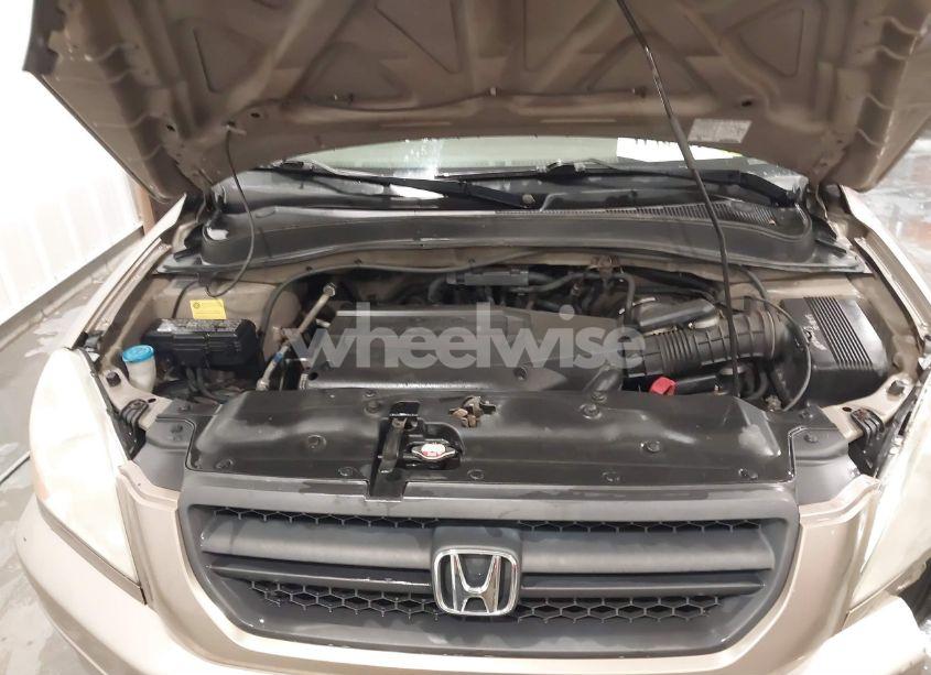 Photo 10 of 2004 Honda Pilot EX-L (VIN 2HKYF18564H595114)