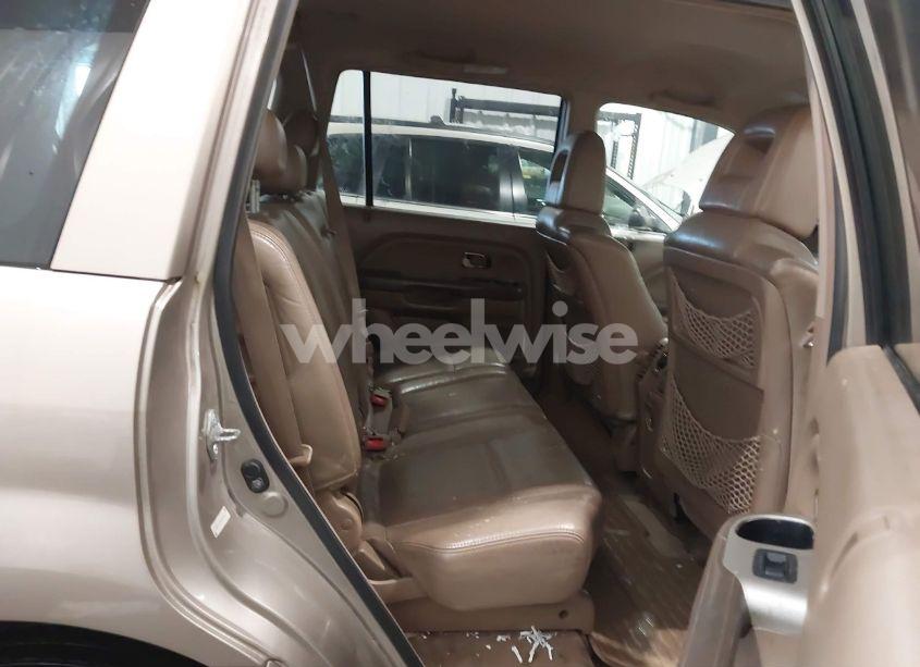 Photo 8 of 2004 Honda Pilot EX-L (VIN 2HKYF18564H595114)