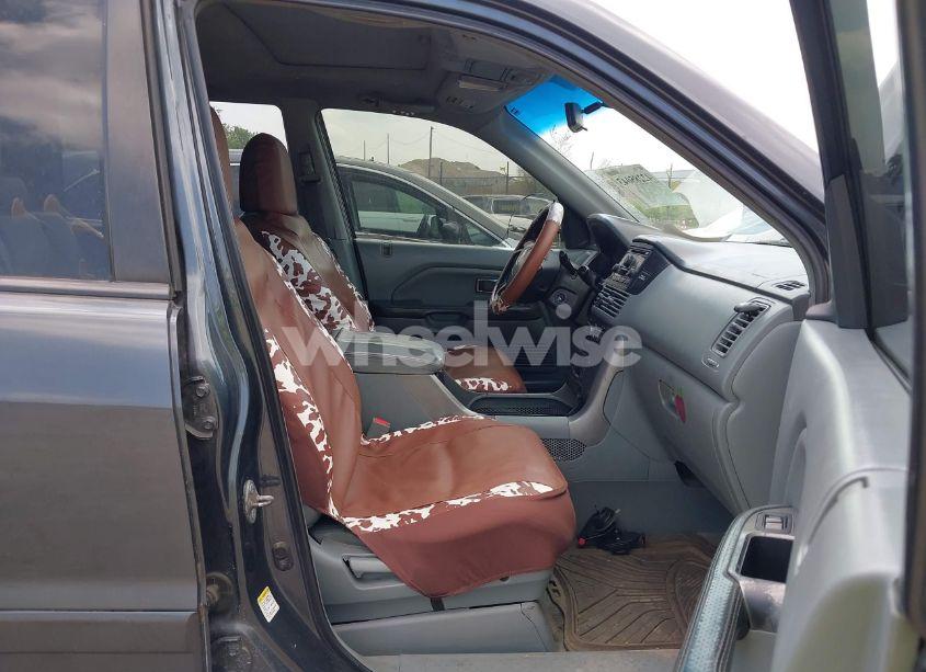 Photo 5 of 2005 Honda Pilot EX-L (VIN 2HKYF18565H510757)