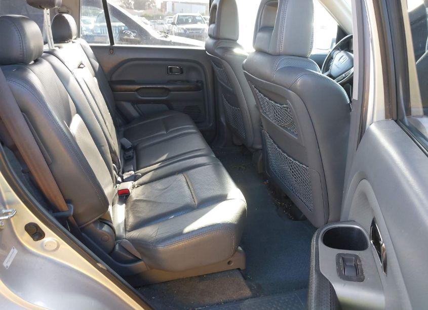Photo 8 of 2005 Honda Pilot EX-L (VIN 2HKYF18565H535688)