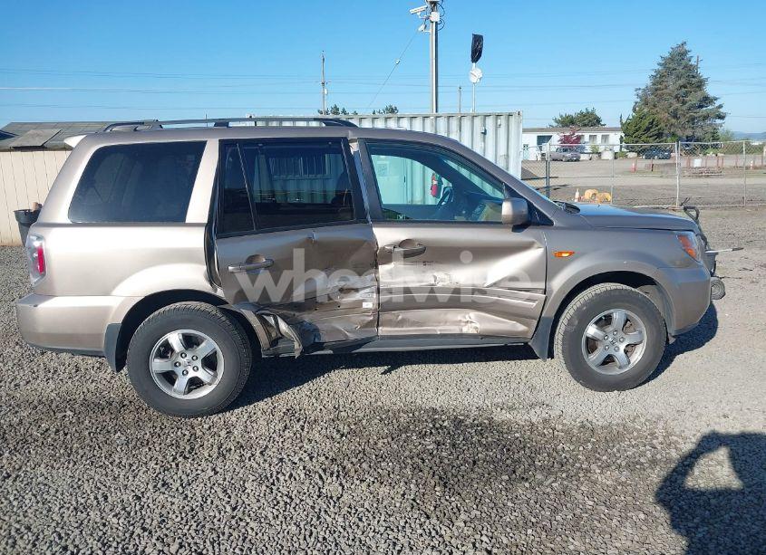Photo 13 of 2007 Honda Pilot EX-L (VIN 2HKYF18567H503391)