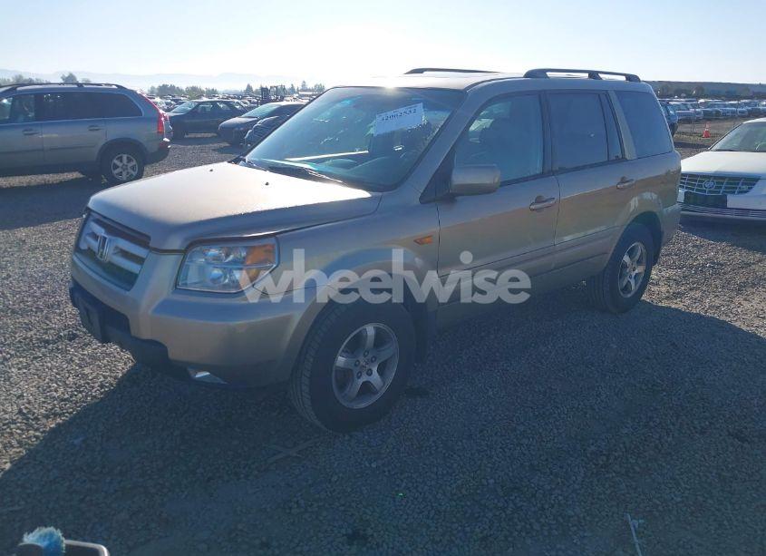 Photo 2 of 2007 Honda Pilot EX-L (VIN 2HKYF18567H503391)