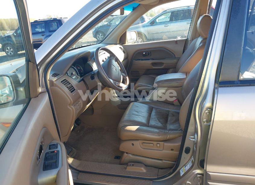 Photo 5 of 2007 Honda Pilot EX-L (VIN 2HKYF18567H503391)