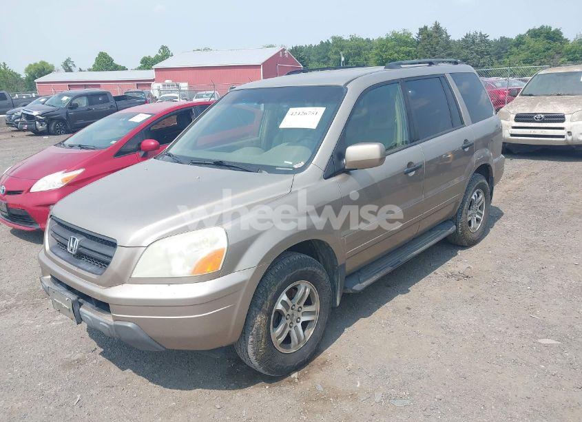 Photo 2 of 2003 Honda Pilot EX-L (VIN 2HKYF18573H616924)