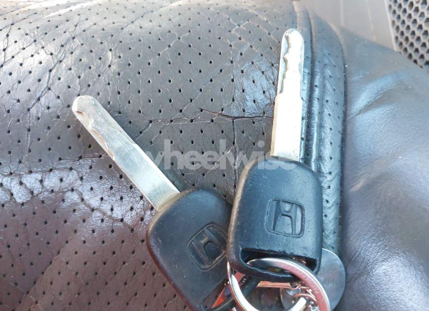 Photo 11 of 2004 Honda Pilot EX-L (VIN 2HKYF18574H505825)