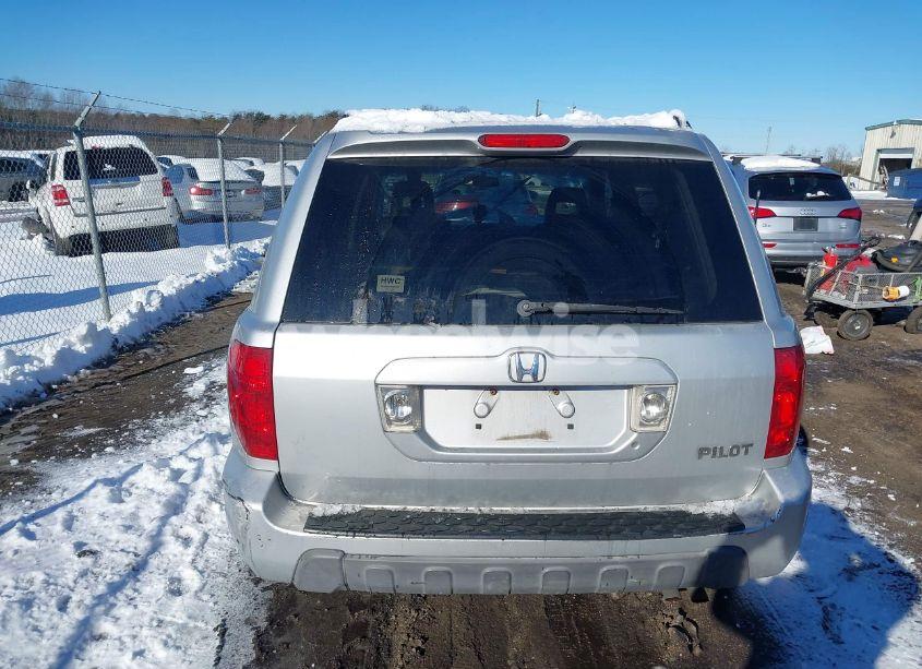 Photo 16 of 2004 Honda Pilot EX-L (VIN 2HKYF18574H505825)