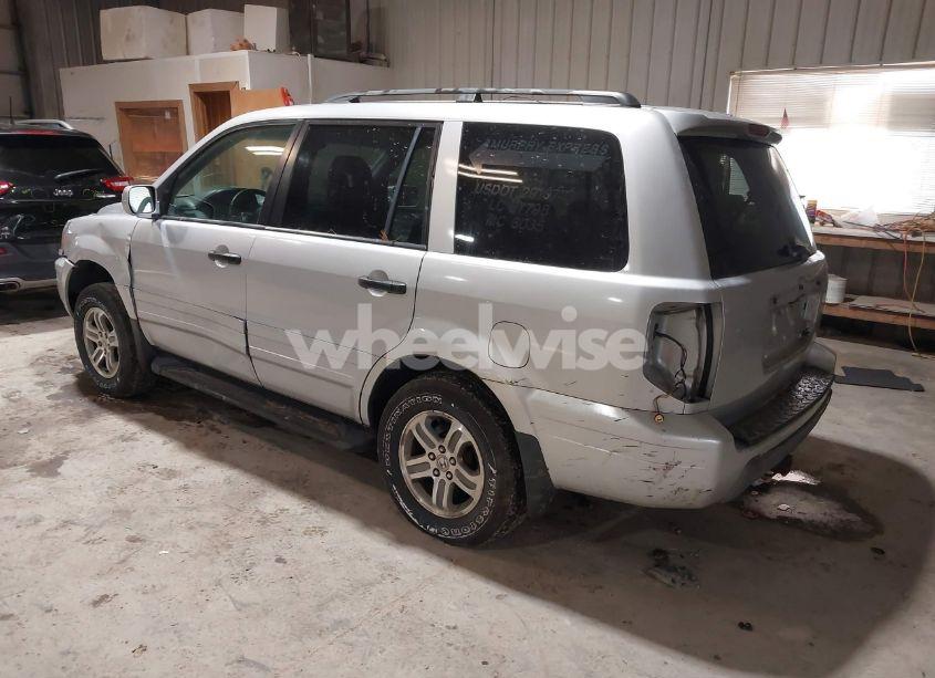 Photo 3 of 2004 Honda Pilot EX-L (VIN 2HKYF18574H521281)