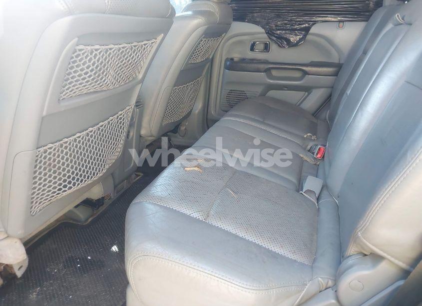 Photo 8 of 2004 Honda Pilot EX-L (VIN 2HKYF18574H532409)