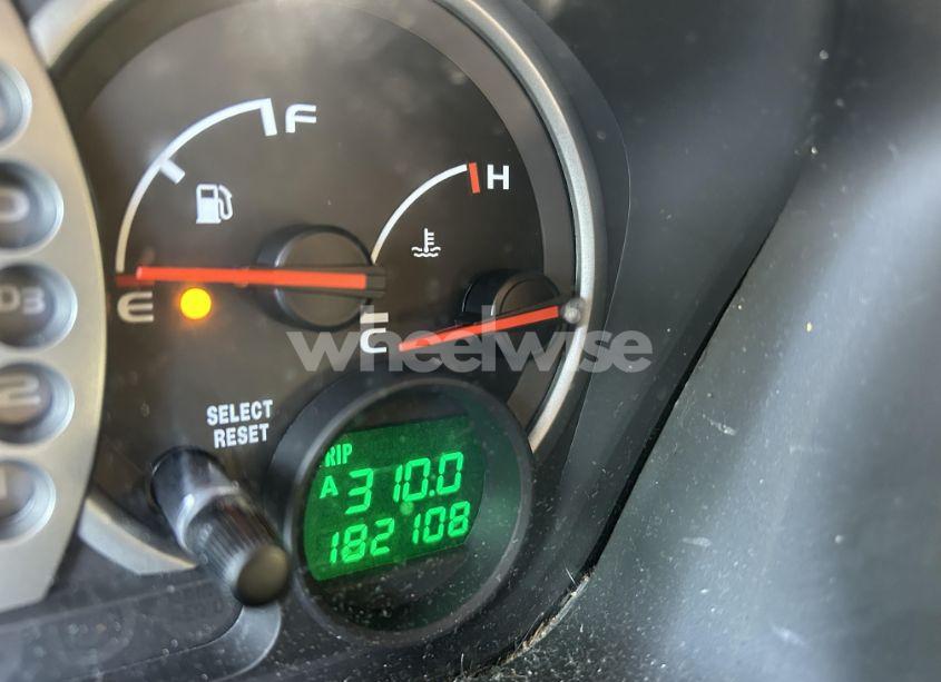 Photo 7 of 2004 Honda Pilot (VIN 2HKYF18574H592240)