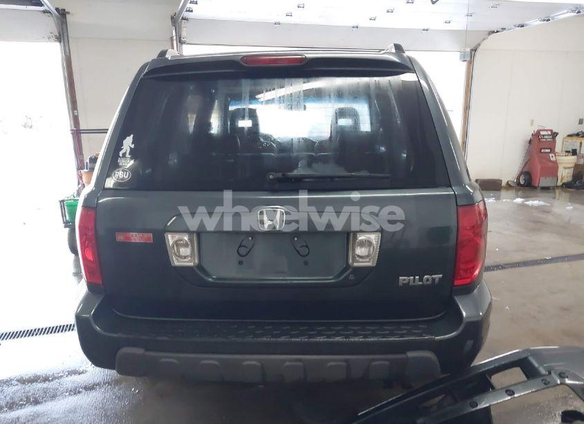 Photo 17 of 2005 Honda Pilot EX-L (VIN 2HKYF18575H501176)