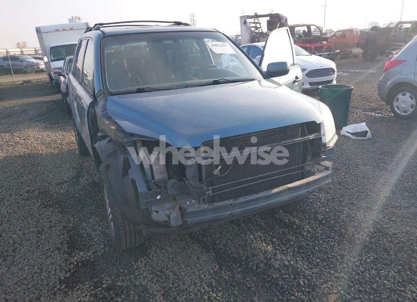 Photo 6 of 2005 Honda Pilot EX-L (VIN 2HKYF18575H531293)