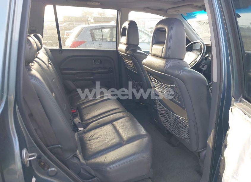 Photo 8 of 2005 Honda Pilot EX-L (VIN 2HKYF18575H531293)