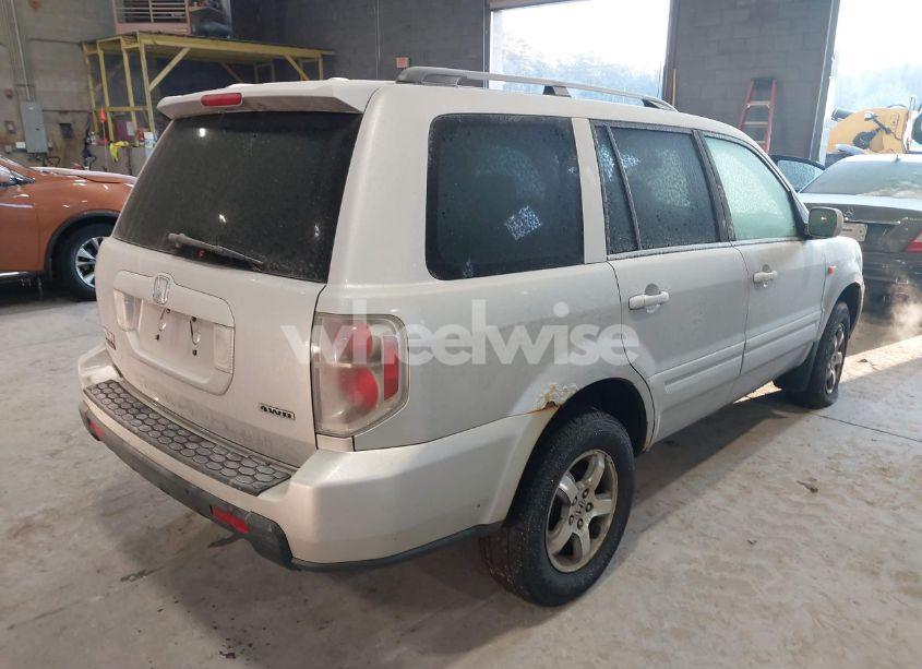 Photo 4 of 2007 Honda Pilot EX-L (VIN 2HKYF18577H539820)