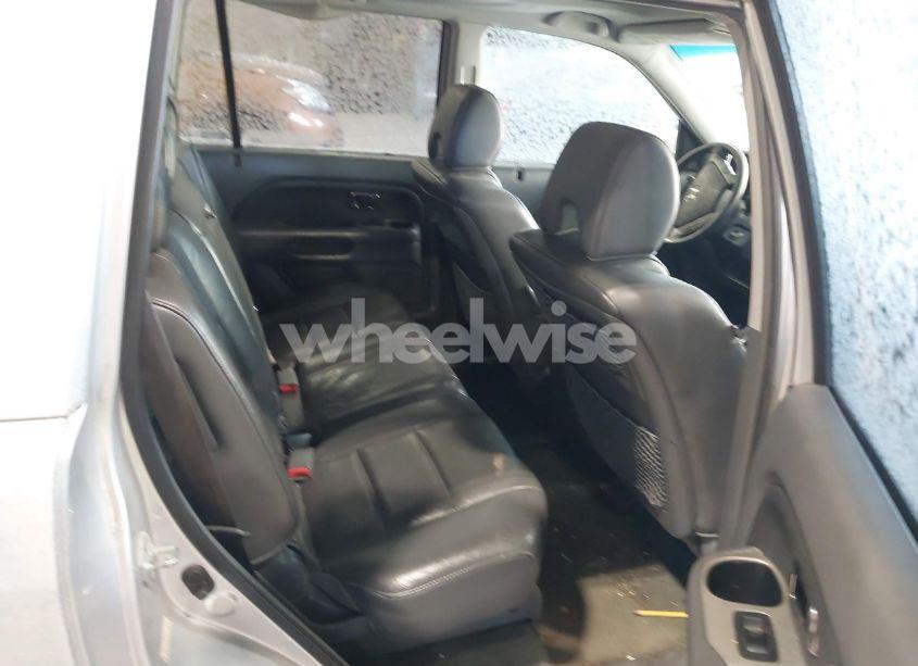 Photo 8 of 2007 Honda Pilot EX-L (VIN 2HKYF18577H539820)
