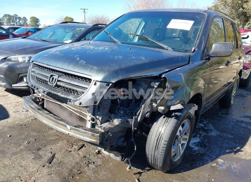 Photo 6 of 2004 Honda Pilot EX-L (VIN 2HKYF18584H558629)