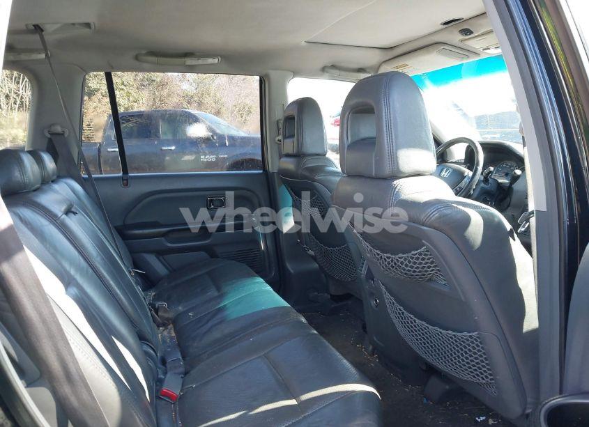 Photo 8 of 2004 Honda Pilot EX-L (VIN 2HKYF18584H558629)