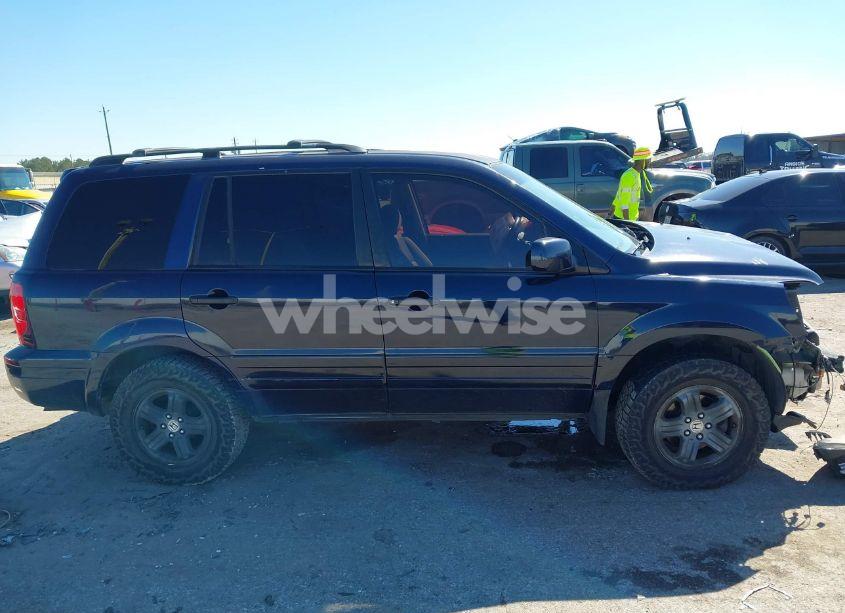 Photo 13 of 2004 Honda Pilot EX-L (VIN 2HKYF18584H563362)