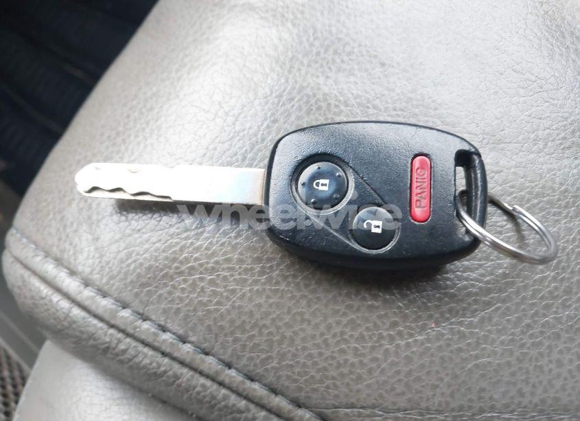 Photo 11 of 2006 Honda Pilot EX-L (VIN 2HKYF18586H555894)